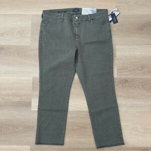 NWT NYDJ Women's Olive Green Plus Jeans size 16
